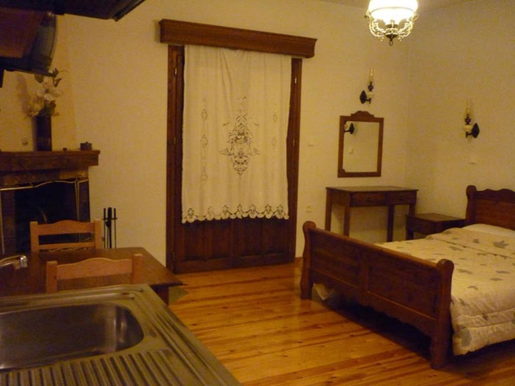 Archontiko Christodoulou Aparthotel Vronterón Exteriör bild